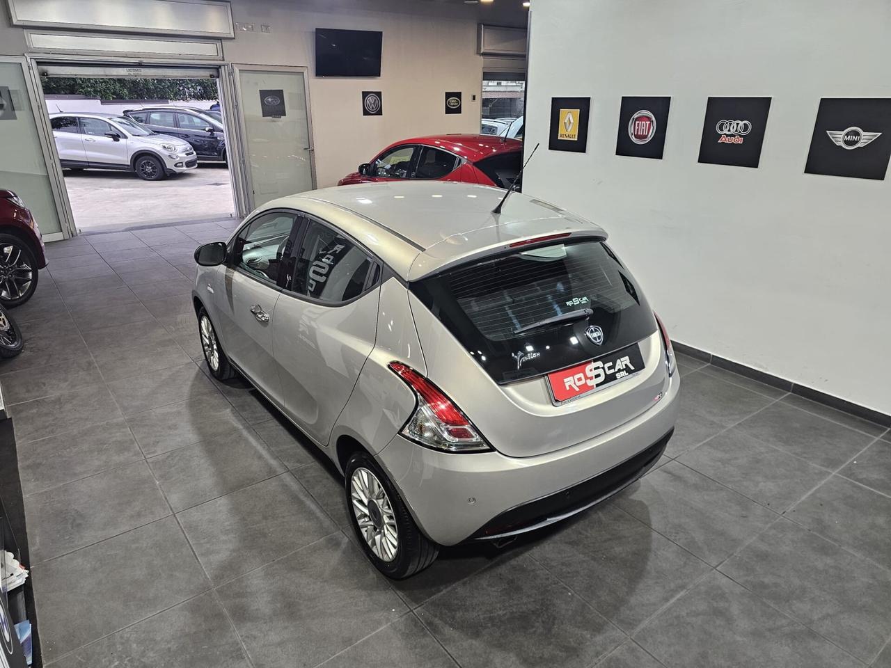 Lancia Ypsilon 1.3 MJT 16V 95 CV 5 porte Gold