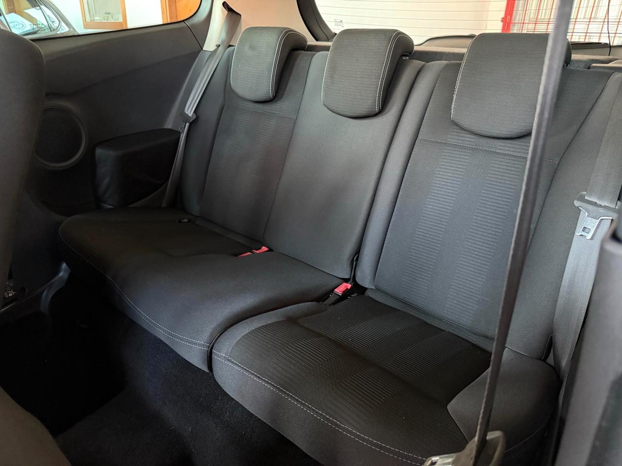 Renault Clio 1.2 16V 3 porte Luxe 100Cv NEOPATENTATI