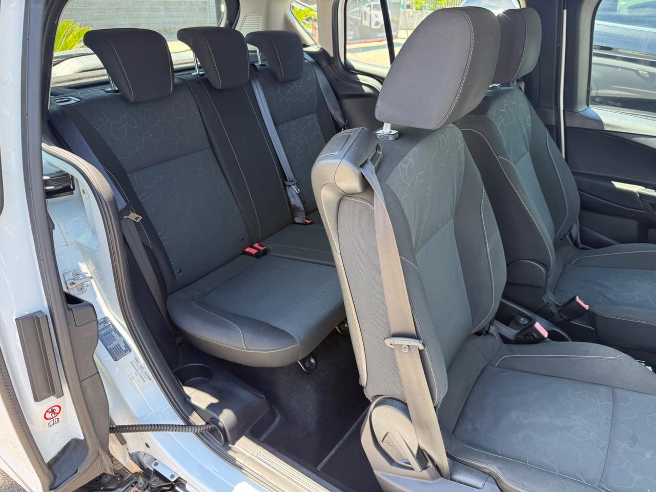 Ford B-Max 1.4 90 CV GPL Business