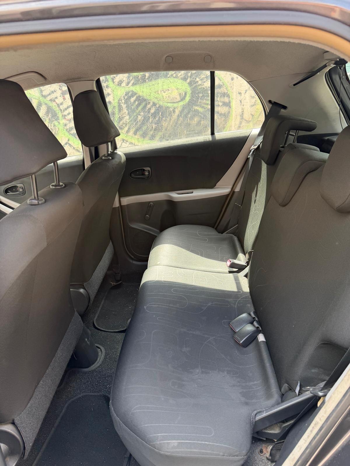 Toyota Yaris 1.0 benzina