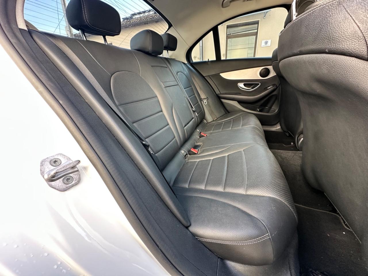 Mercedes-benz C 220 180 d Auto Premium