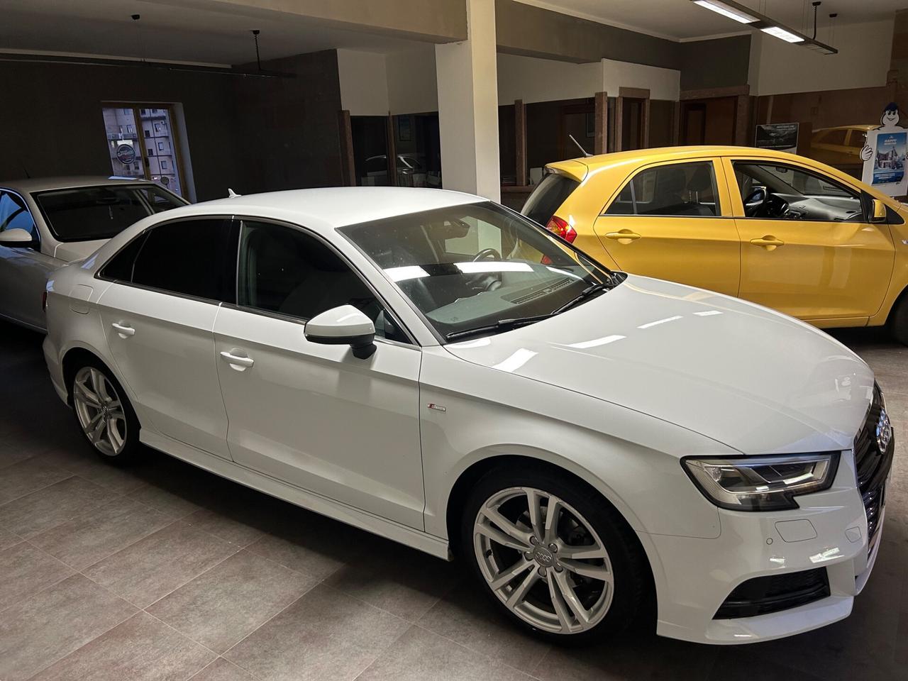 Audi A3 SPB 2.0 TDI Sedan S-Line