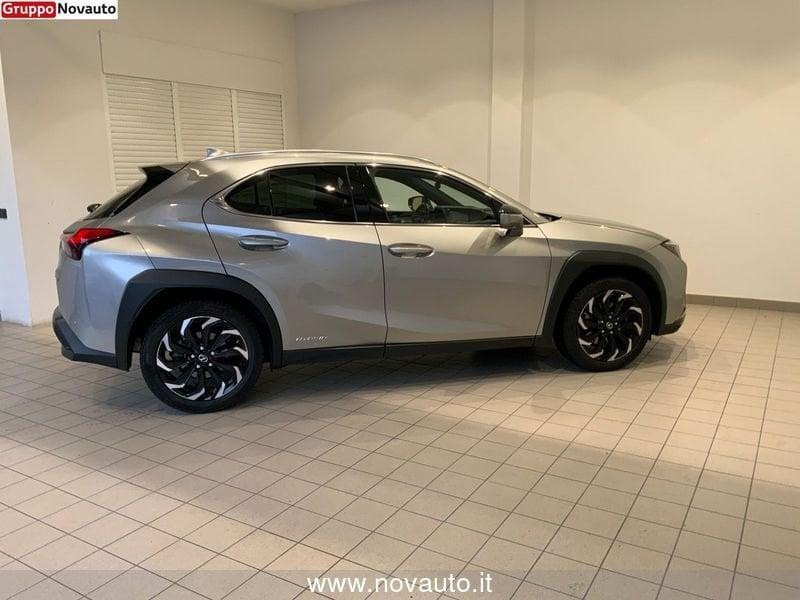 Lexus UX L MY19 4WD