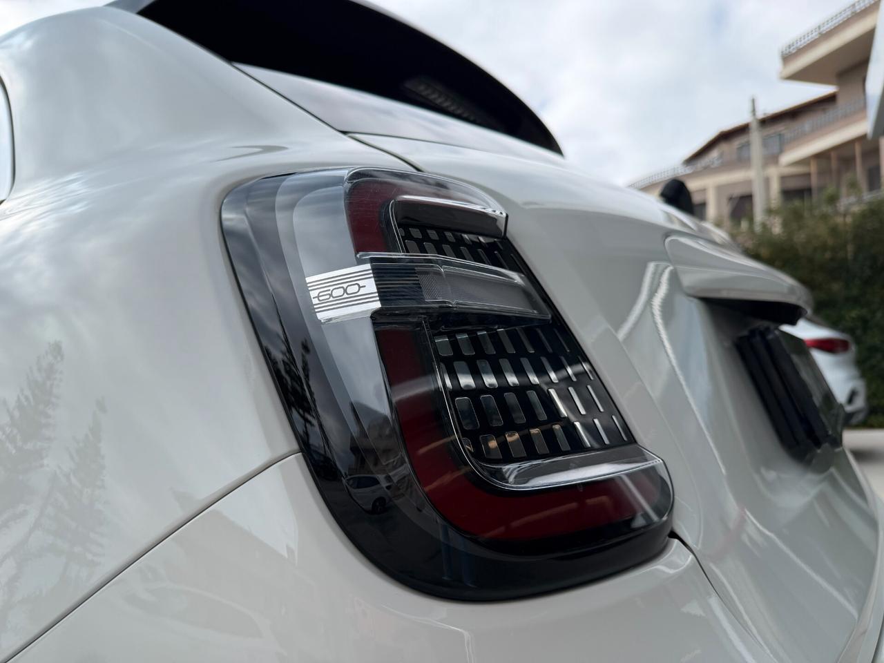 Fiat 600 Hybrid 110 CV DCT MHEV La Prima