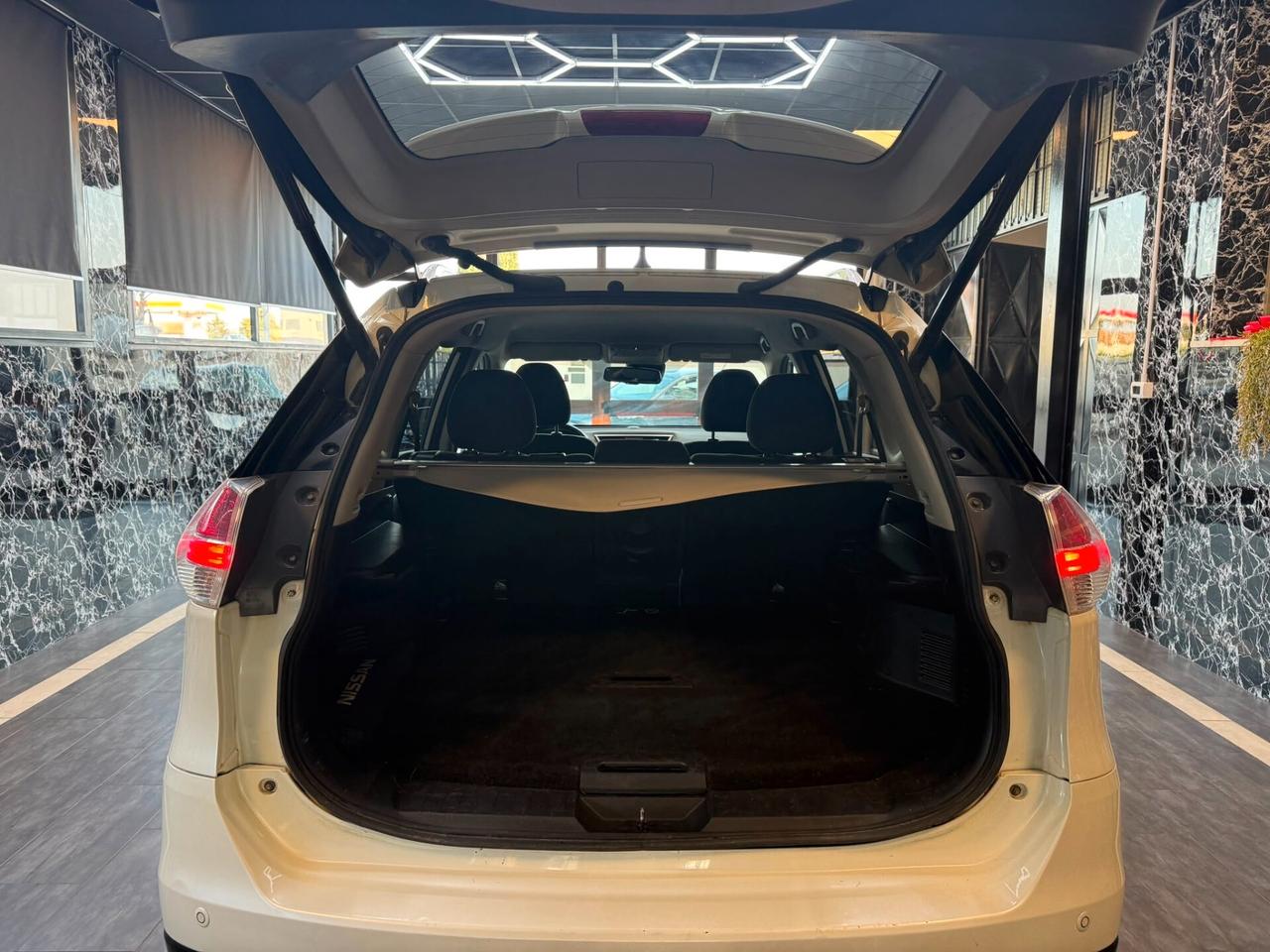Nissan X-Trail 1.6 dCi 2WD Tekna