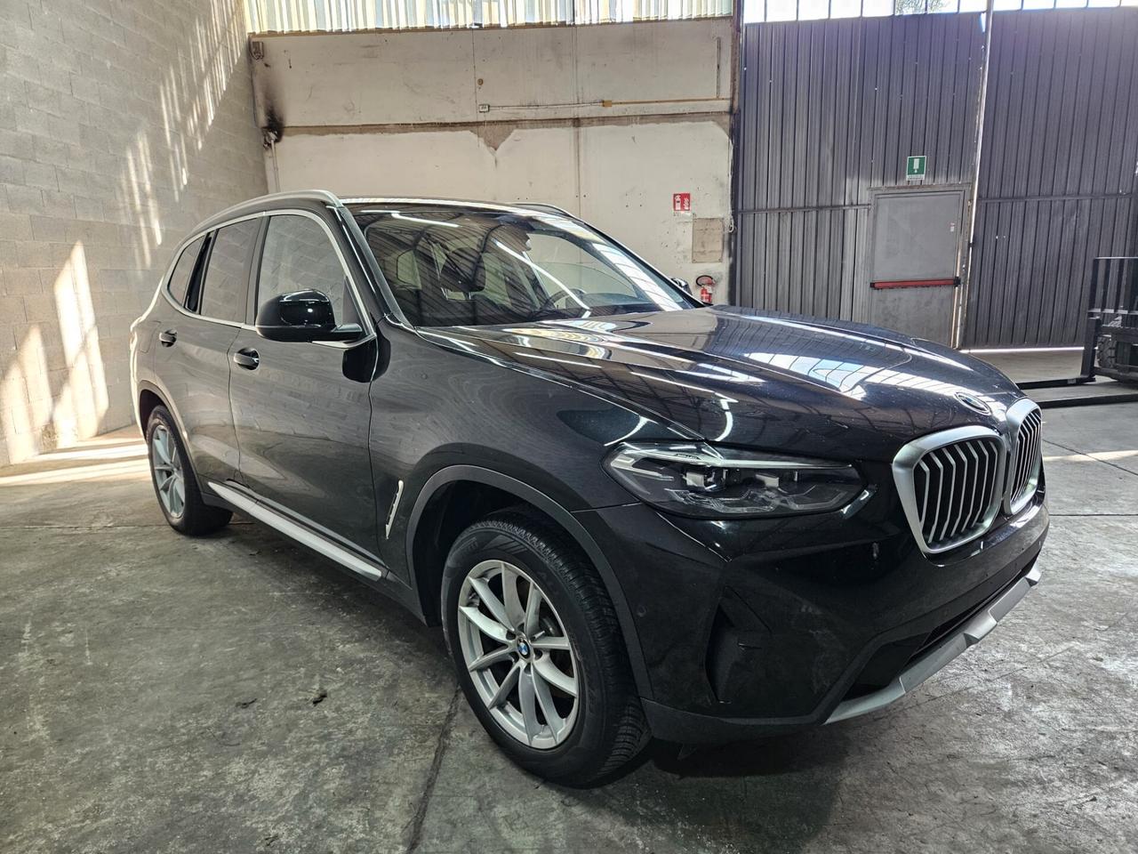 BMW X3 sdrive18d mhev 48V FURTO PARZIALE