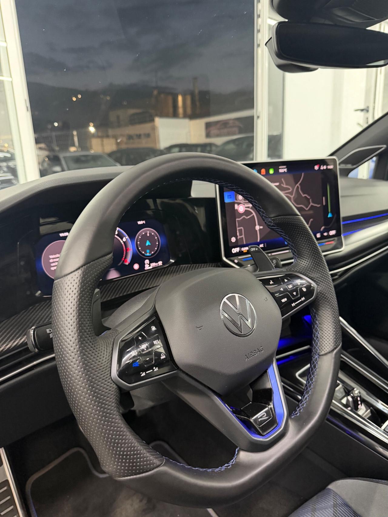 VW Golf 8.5 2.0 4Motion R PERFORMANCE finanziabile