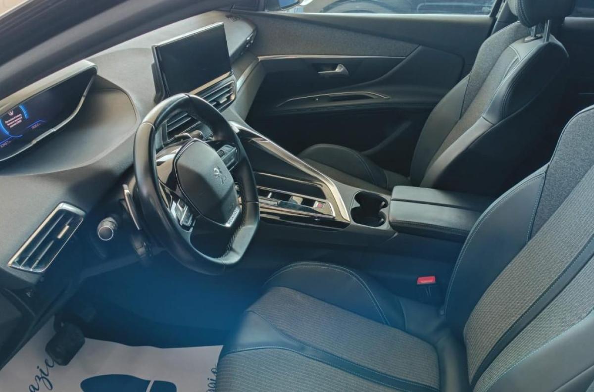 PEUGEOT 3008 1.5 BlueHDi 130 CV EAT8 Allure Pack