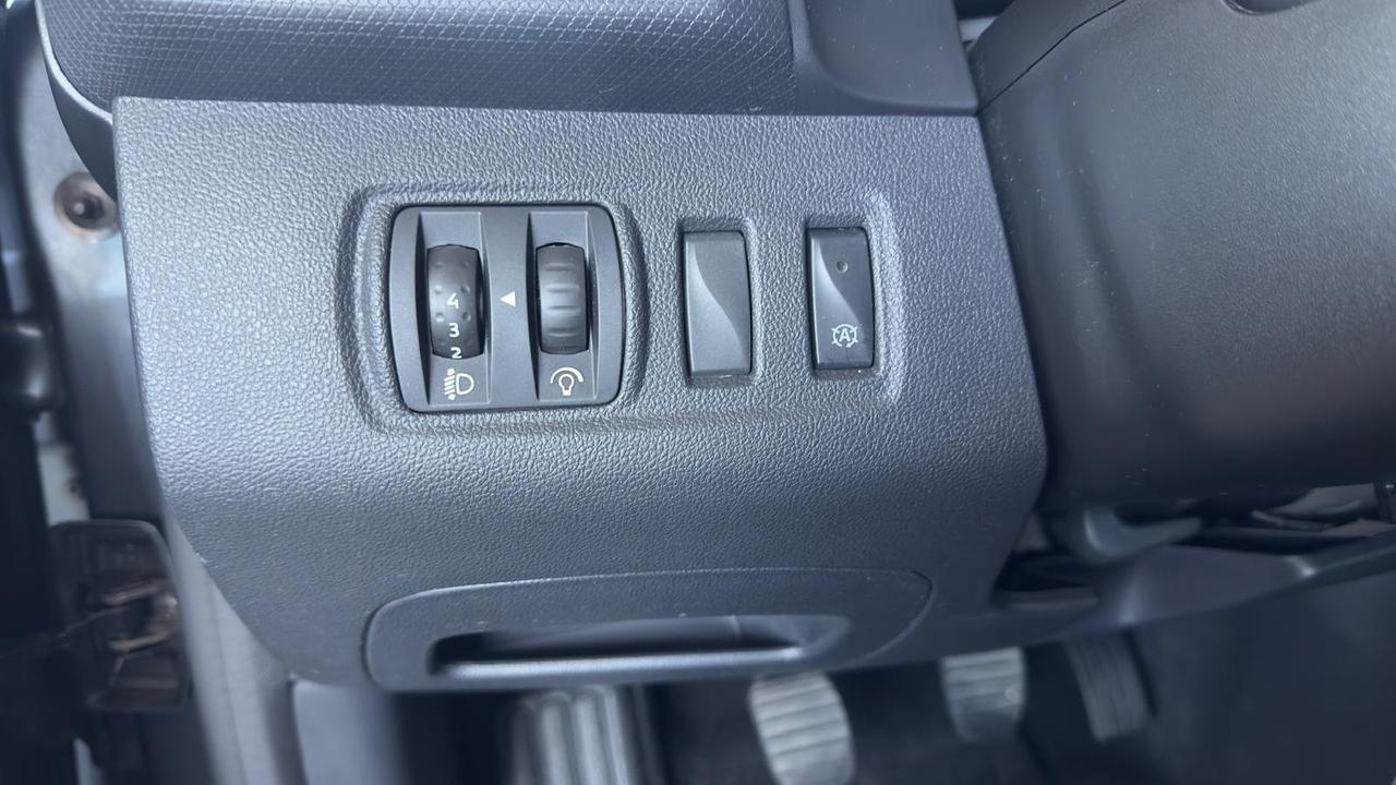 Renault Clio dCi 8V 75 CV Start&Stop 5 porte Energy Duel2