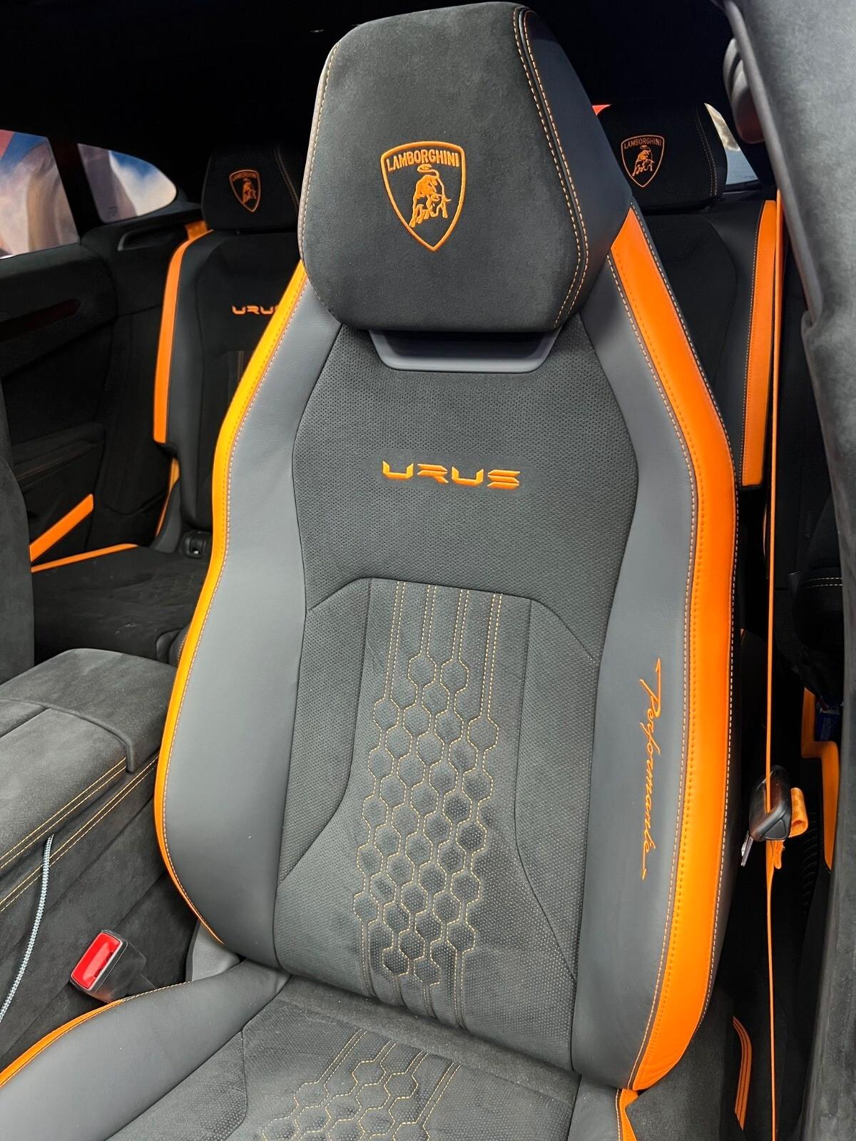 Lamborghini Urus 4.0 Performante (333)