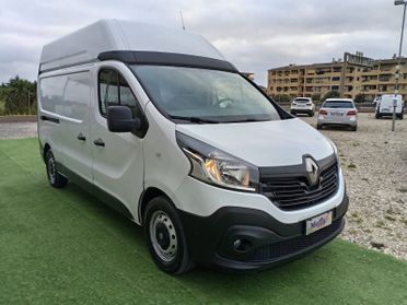 FURGONE CABINATO 3 POSTI RENAULT TRAFIC MOTORE SOSTITUITO