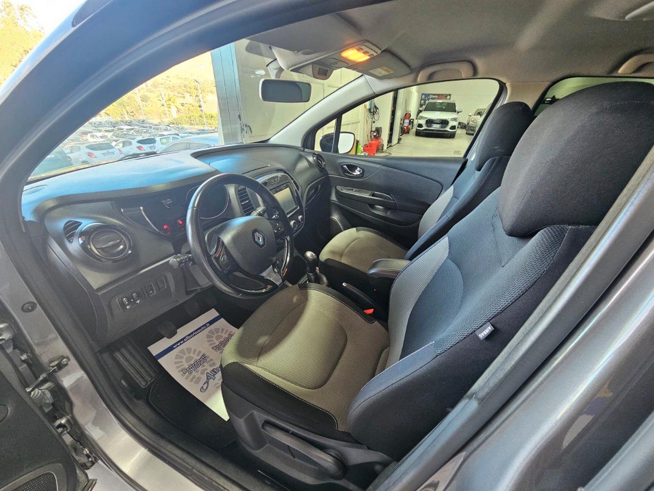 Renault Captur 1.5 dci Zen (live) 90cv E6