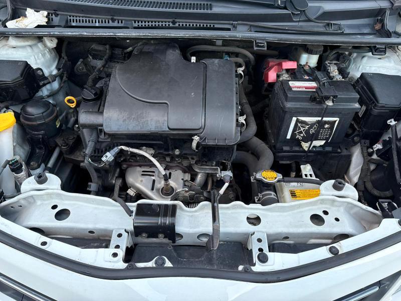 Toyota Yaris 5 Porte 1.0 BENZ 69 CV ADATTA A NEOPATENTATI