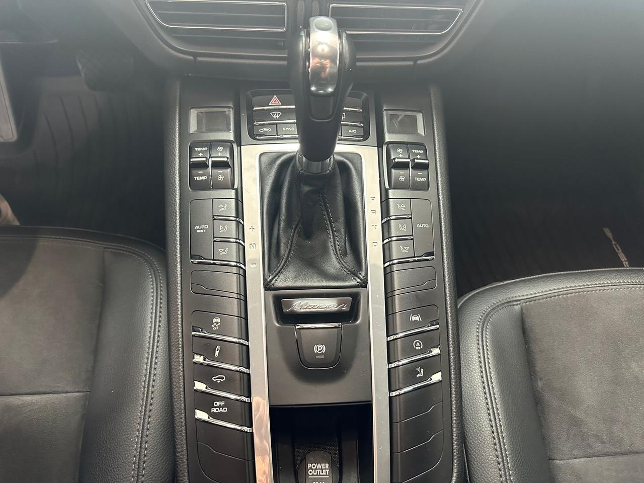 Porsche Macan 2.0 245 cv FULL OPTIONAL #6467