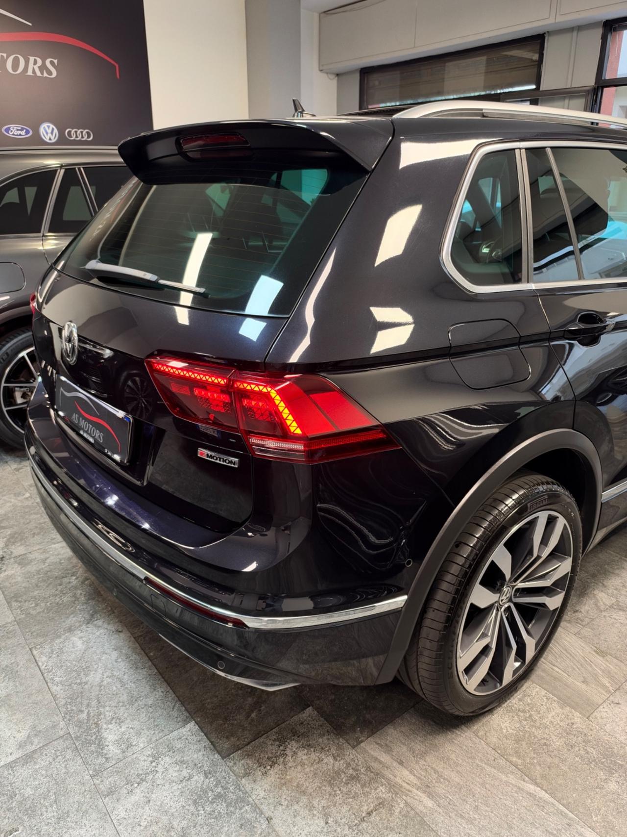 VW TIGUAN 2.0 BITURBO 240 CV R-LINE TETTO
