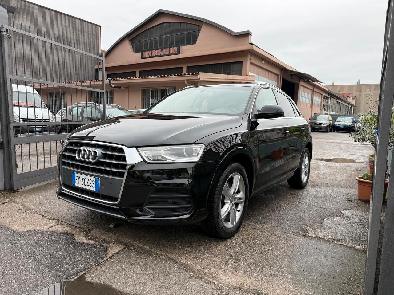 Audi Q3 2.0 TDI 150 CV Business