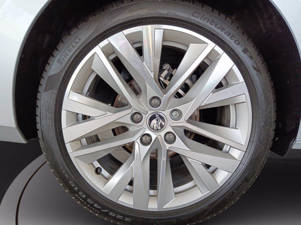 SKODA Octavia wagon 2.0 tdi executive 150cv dsg del 2024