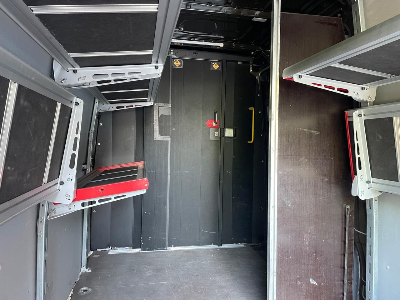 VW Crafter 30 2.0 TDI 140CV PM-TA Furg. All. Corrieri con porta