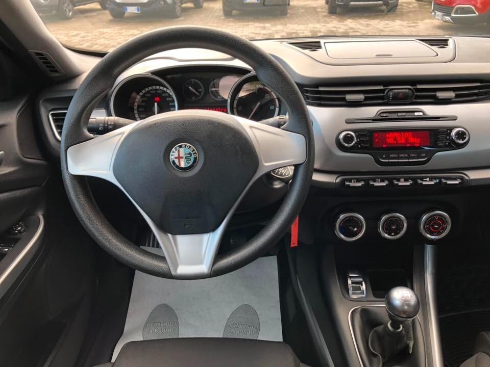 Alfa Romeo Giulietta 1.6 JTDm 105 CV Distinctive 2011