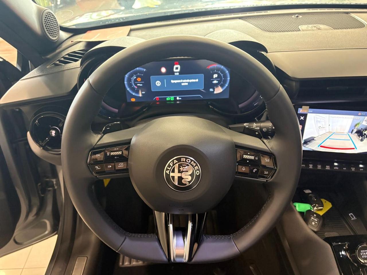 Alfa Romeo Junior 1.2 ibrida Q4 145cv edct6