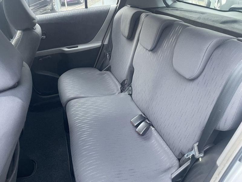 Toyota Yaris Yaris 5p 1.3 SOL NEOPATENTATI