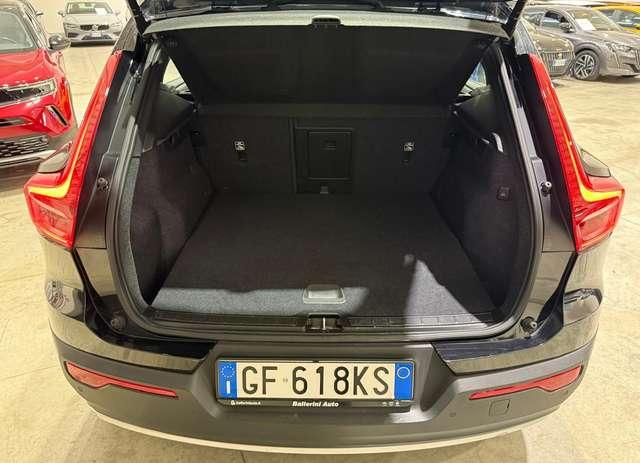 Volvo XC40 1.5 t3 Momentum 163cv auto