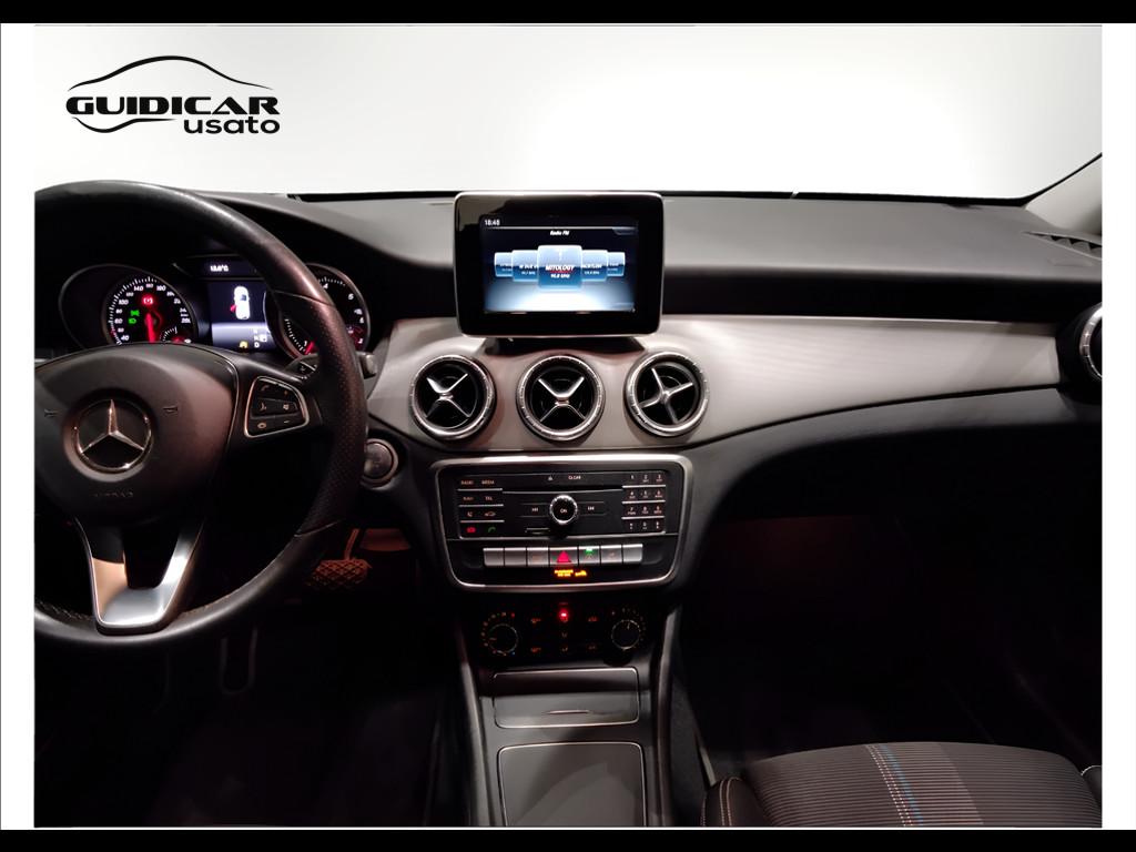 Mercedes-Benz CLA Shooting Brake - X117 - CLA Shooting Brake 220 d Sport a