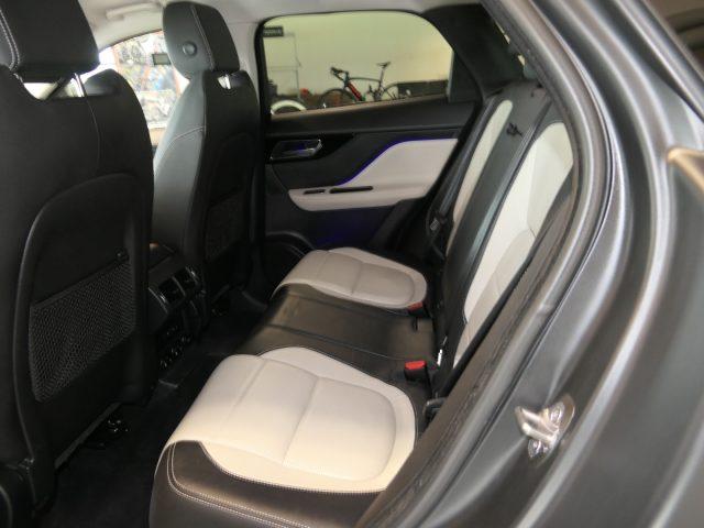JAGUAR F-Pace 3.0 D V6 300 CV AWD aut. R-Sport