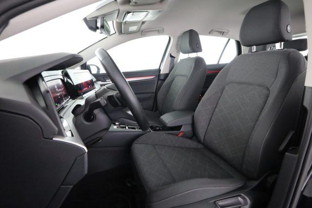 VOLKSWAGEN Golf Golf 1.0 eTSI EVO DSG Life