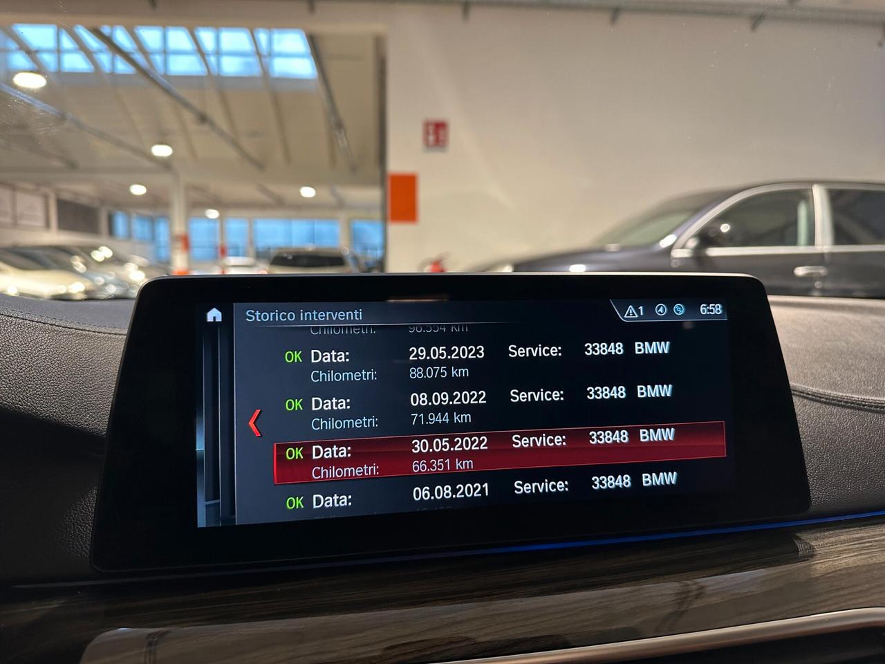 Bmw 520 d xDrive Touring Luxury - LUCI AMBIENTE RETROCAMERA