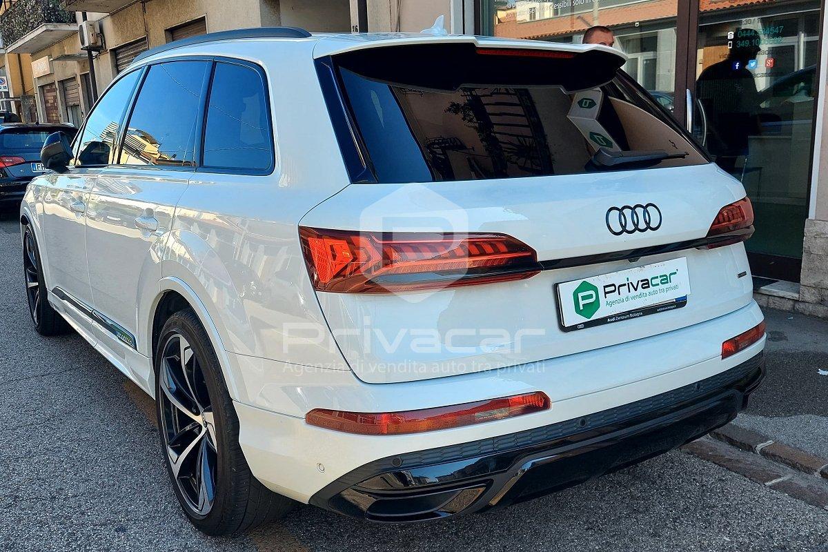 AUDI Q7 50 TDI quattro tiptronic Sport