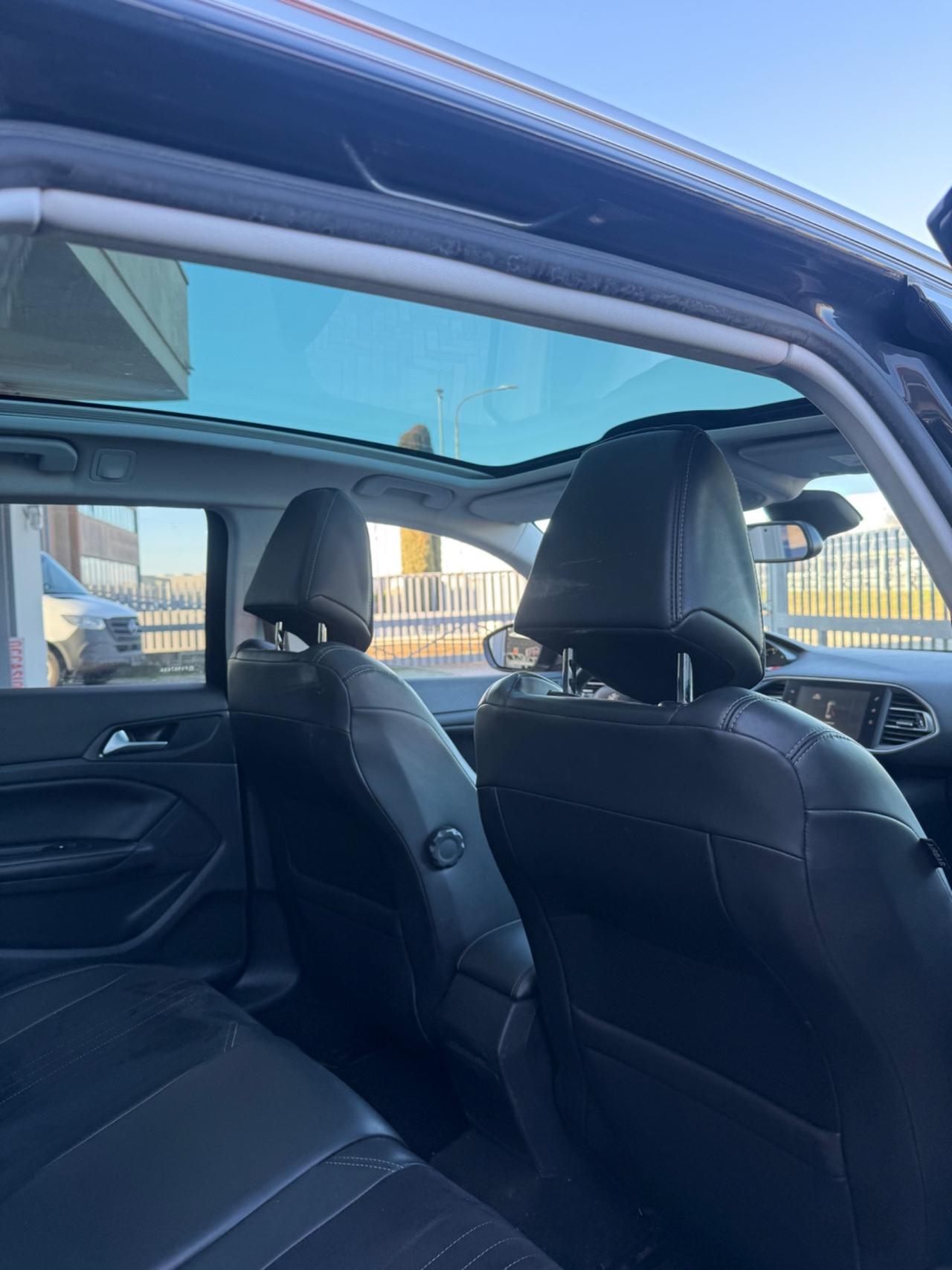 Peugeot 308 BlueHDi 150 S&S EAT6 SW GT Line