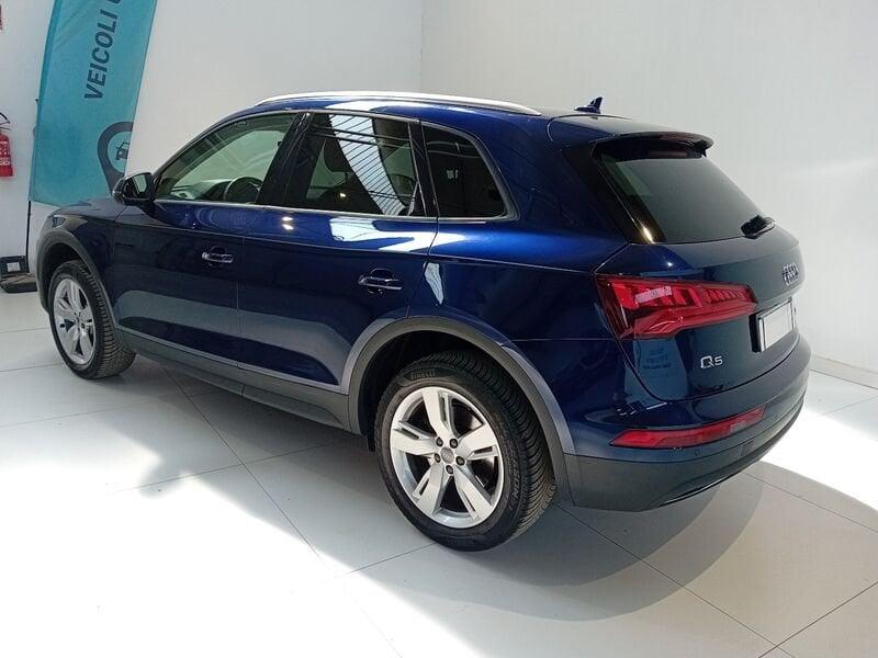 Audi Q5 40 TDI quattro S tronic Business