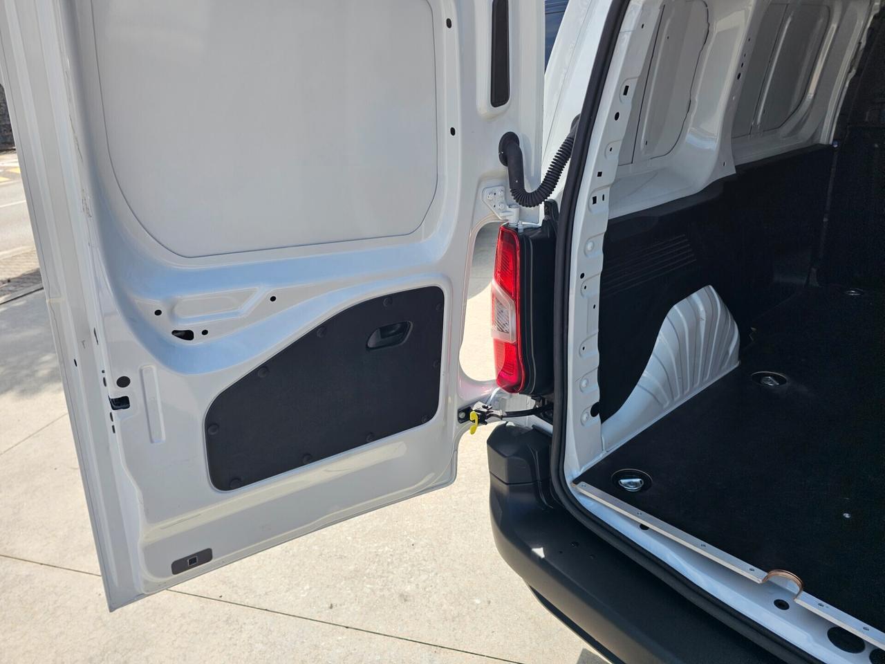 FIAT DOBLÒ / 2022 / 4P / VETT. FURGONATA VAN CH1 1.2 BENZINA 110CV MT6