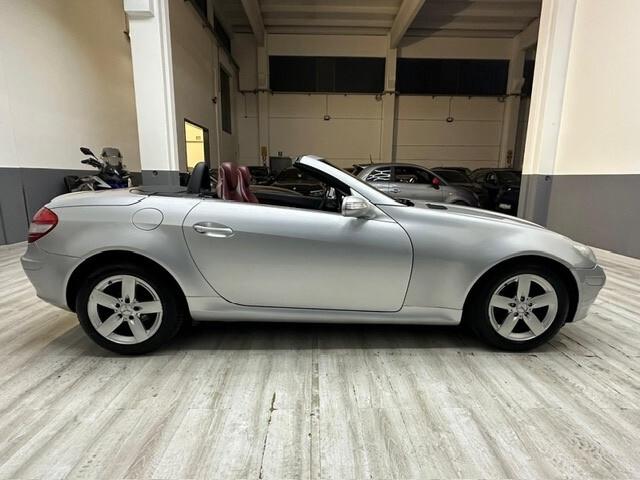 Mercedes-benz SLK 200 cat Chrome