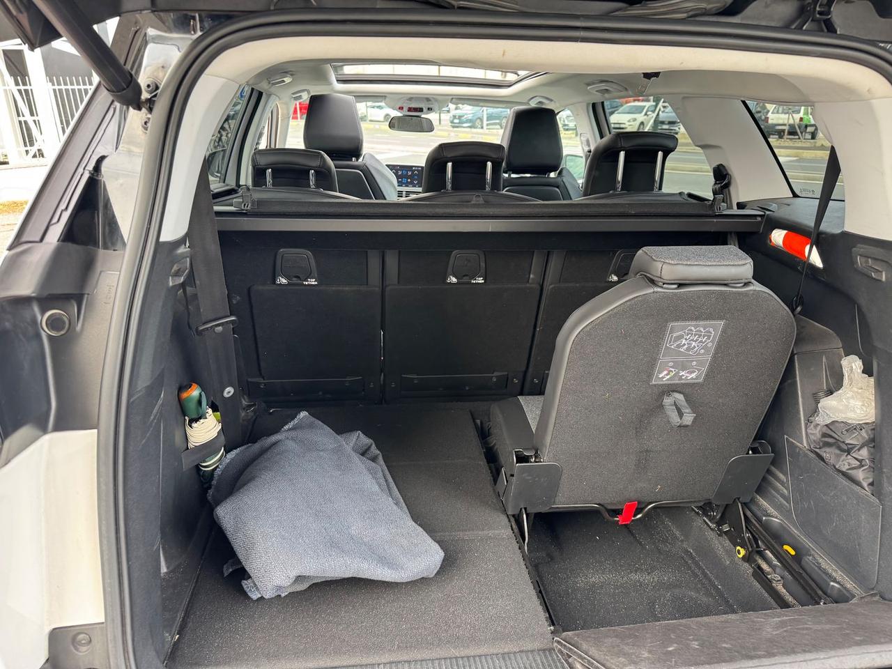 Peugeot 5008 1.5 Blue HDI 130 Allure 7 Posti #7721