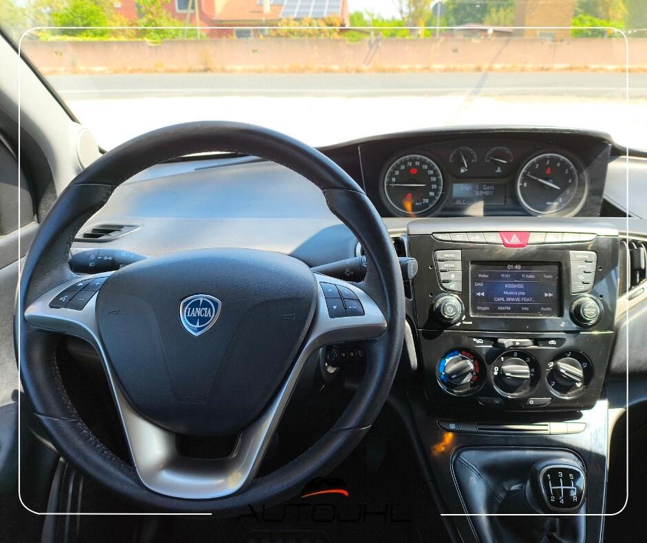 Lancia Ypsilon 1.2 69 CV 5 porte S&S Gold