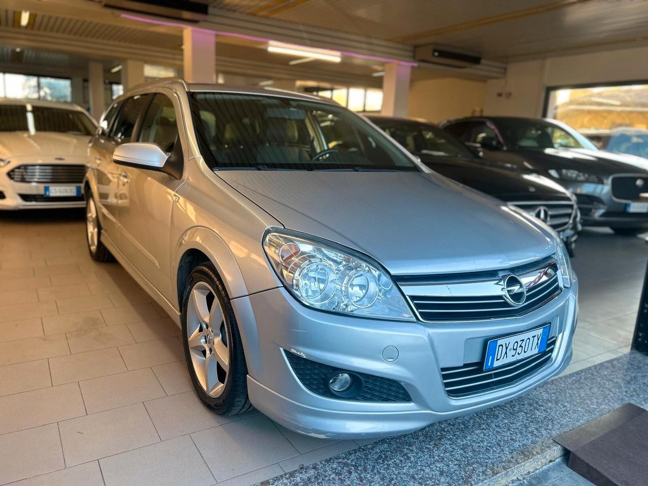 Opel Astra 1.7 CDTI 110CV 5 porte Cosmo