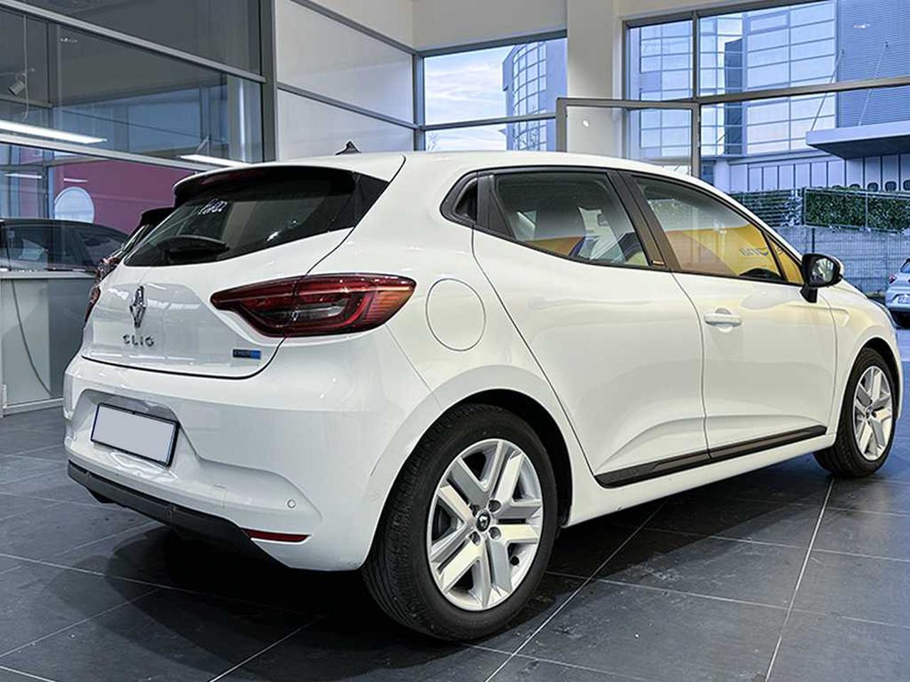 Renault Clio 1.6 e-tech full hybrid equilibre 145cv auto