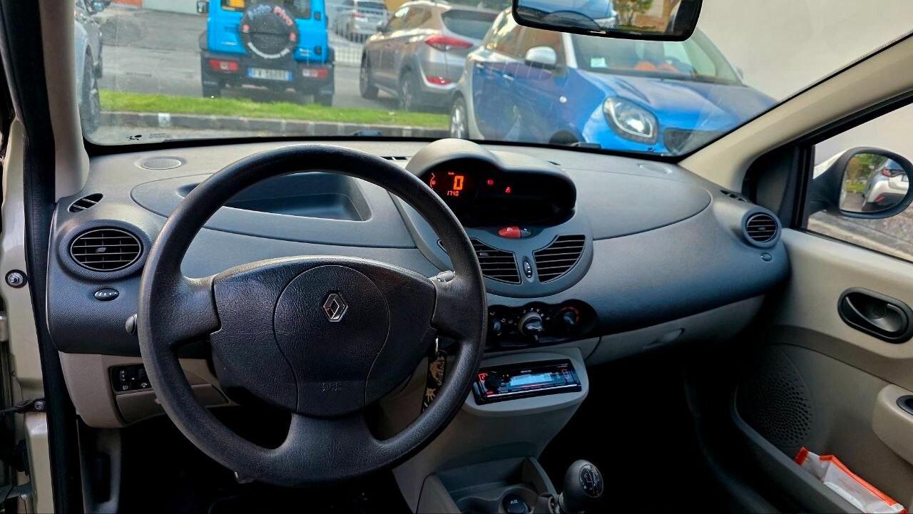 Renault Twingo 1.2 8V Dynamique