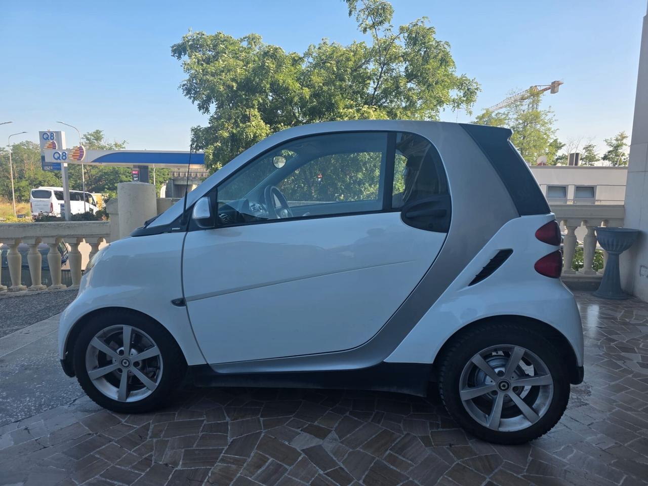 Smart ForTwo 1000 52 kW coupé passion#AUTO#TETTO#CARPLAY