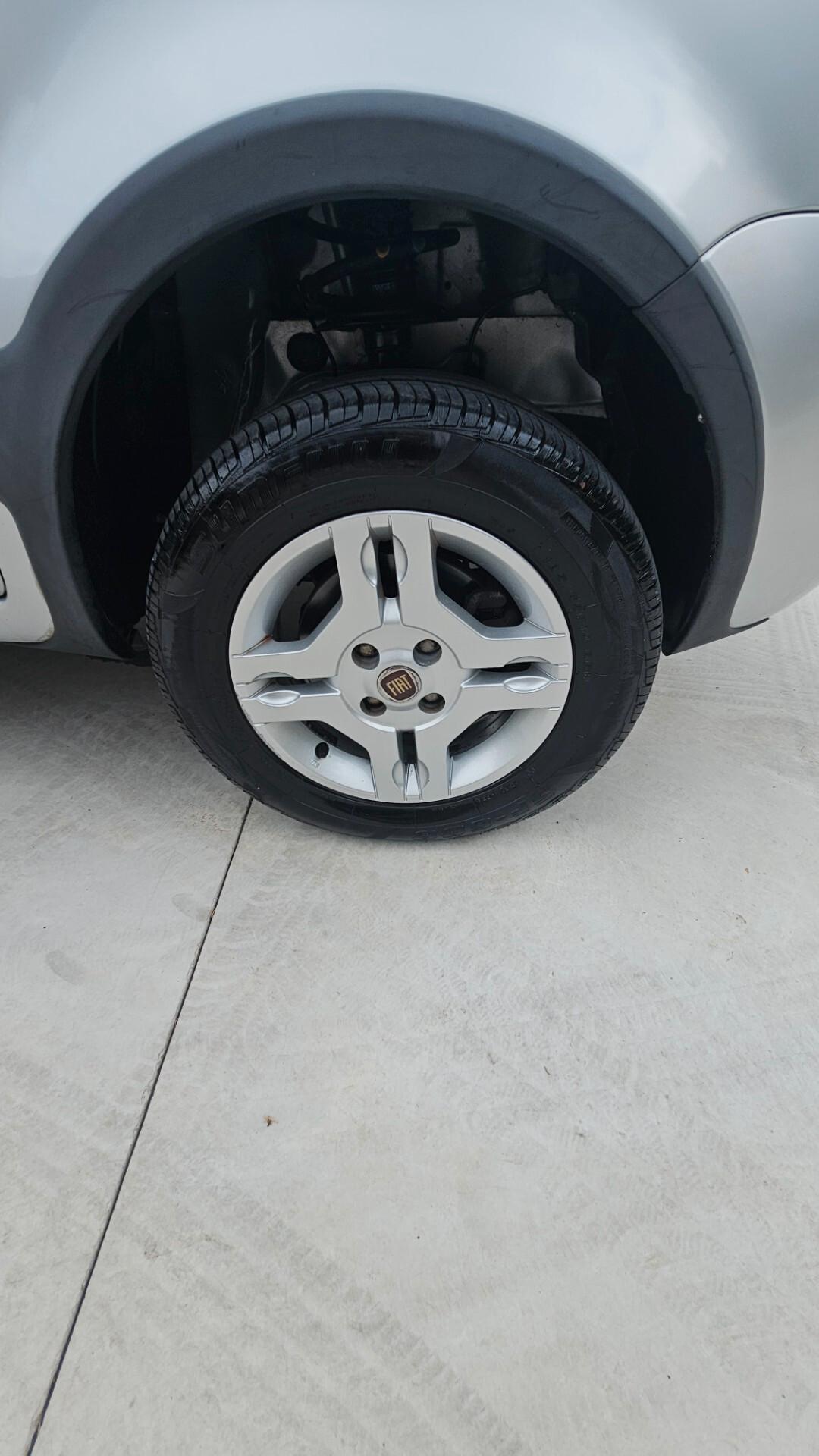 Fiat Panda 1.3 MJT 16V DPF 4x4 Climbing