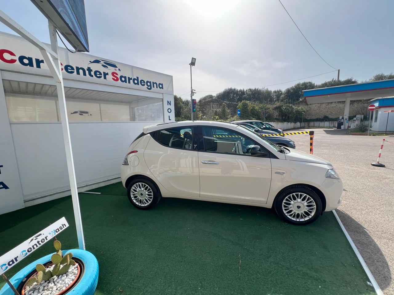 Lancia Ypsilon 1.3 MJT 16V 95 CV 5 porte S&S Gold