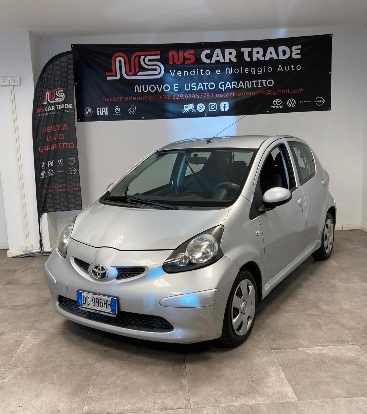 TOYOTA AYGO AUTOMATICO-OK NEOPATENTATI-85.000 KM