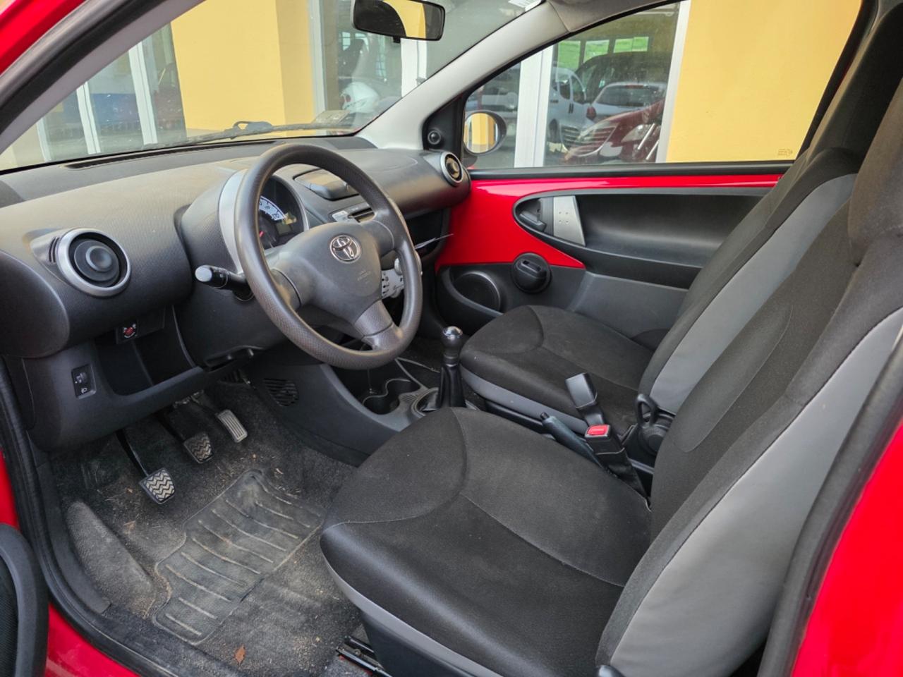 Toyota Aygo 1.0 12V VVT-i 3 porte Active Connect