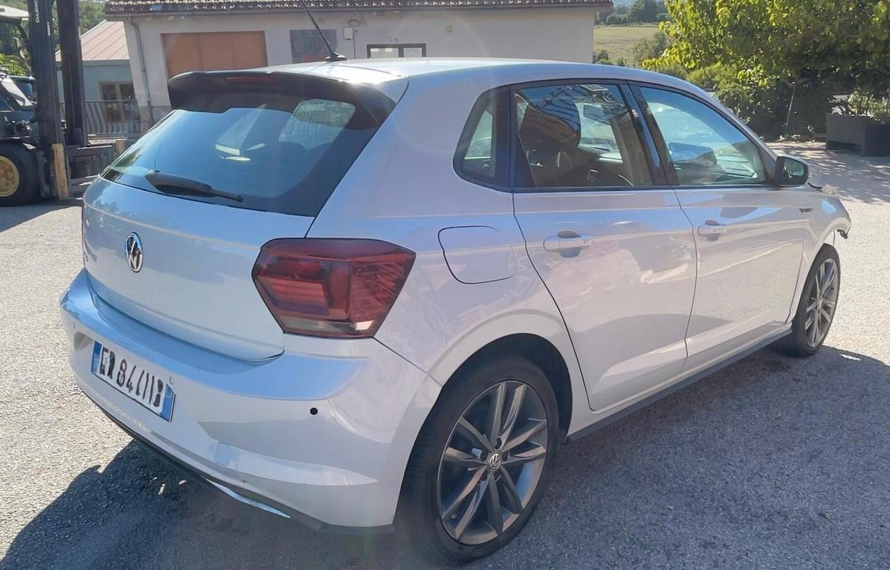 Volkswagen Polo Business 1.0 TSI 5p. Highline incidentata