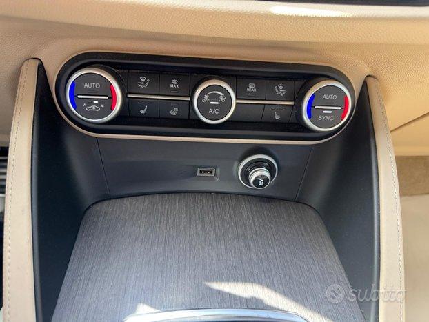 ALFA ROMEO STELVIO 2.2 TD 210 CV Ti AT8 Q4