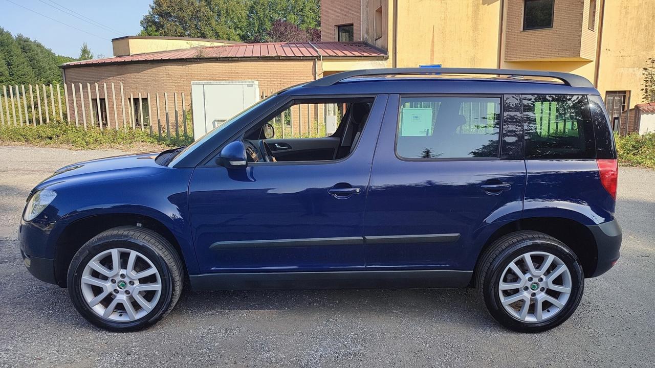 SKODA YETI 2.0 TDI DSG 4X4 140 CV ADVENTURE