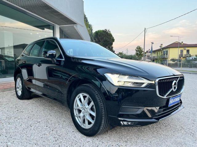 VOLVO XC60 B4 (d) AWD Geartronic Momentum Pro