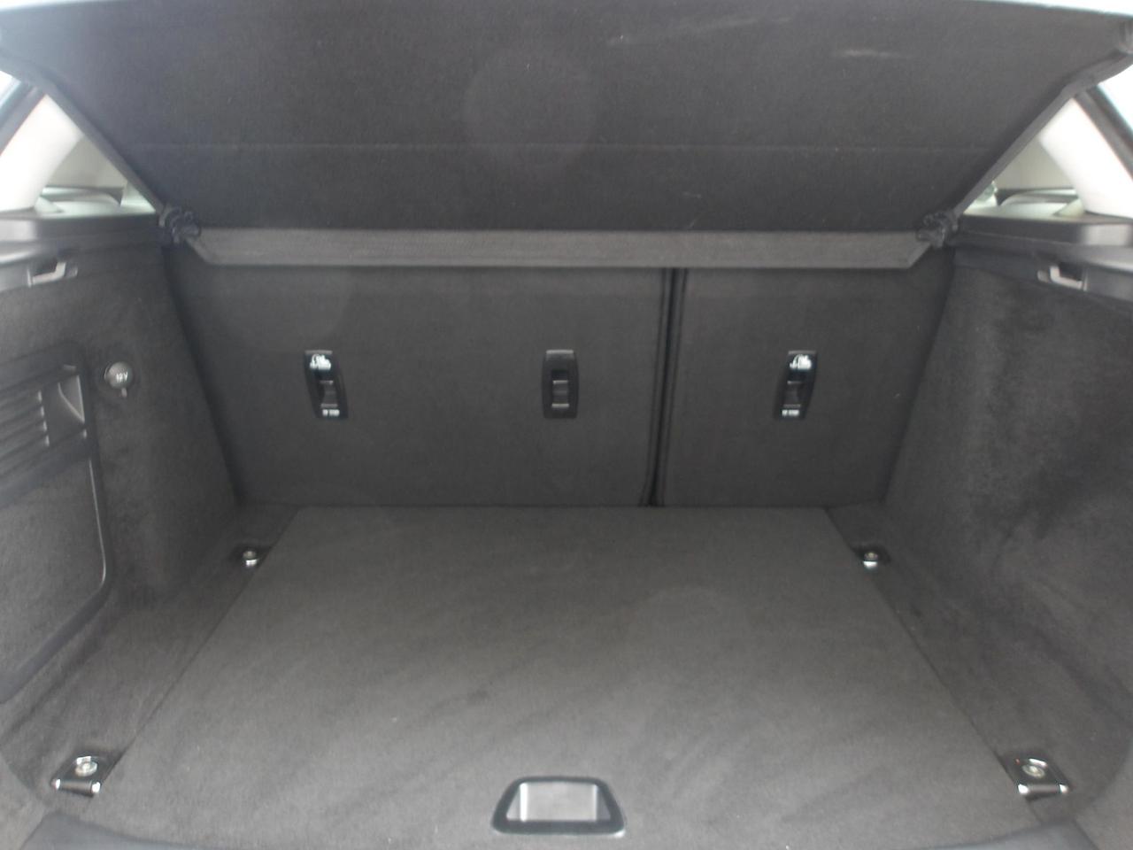 Land Rover Range Rover Evoque 5 Porte Range Rover Evoque 5p 2.0 td4 SE 150cv auto